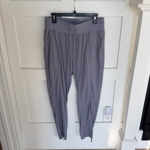 CRZ YOGA Purple-Gray Capri Pants